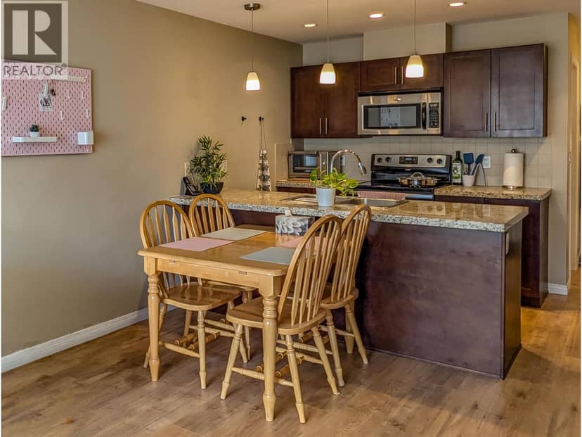 204 5000 IMPERIAL STREET, Burnaby, photo 2