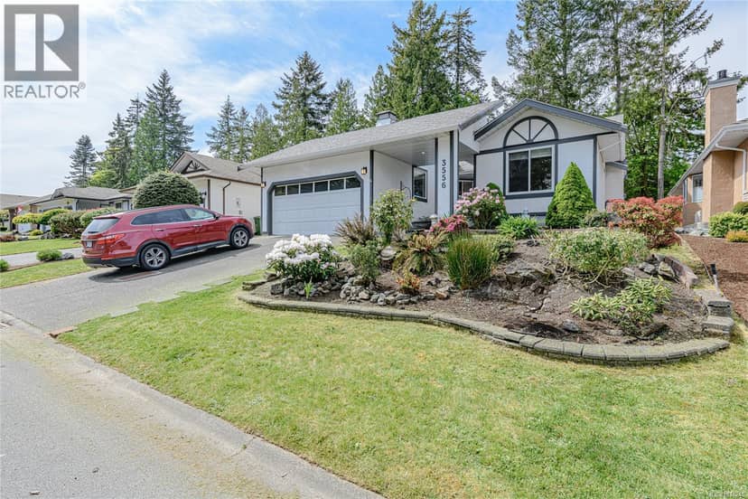 3556 Arbutus Dr S, Cobble Hill