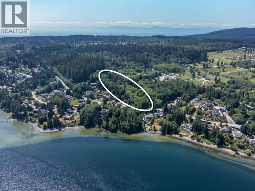 Lot 15 N GALE AVENUE, Sechelt