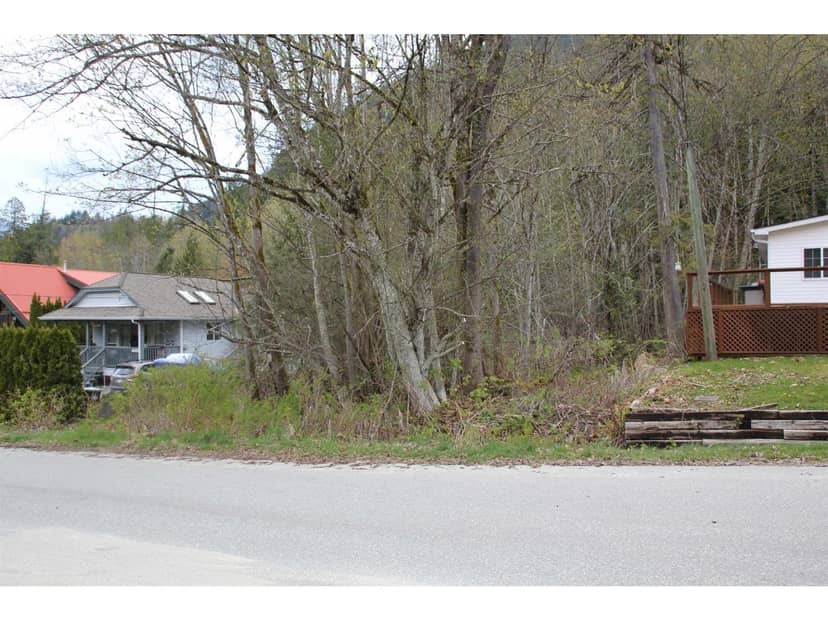 66555 KERELUK ROAD, Kawkawa Lake, Hope, photo 6