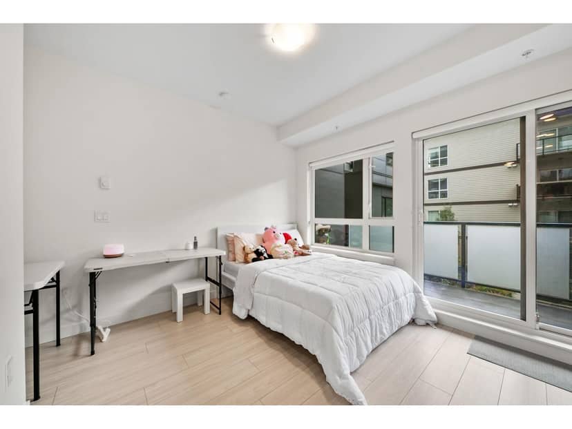 211 10777 138 STREET, Surrey, photo 4