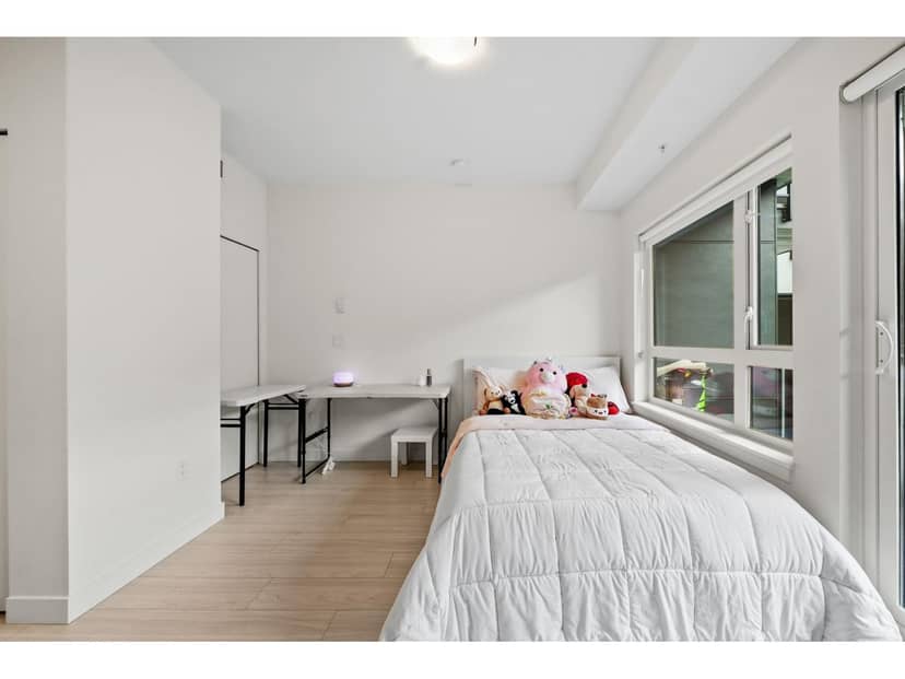 211 10777 138 STREET, Surrey, photo 5