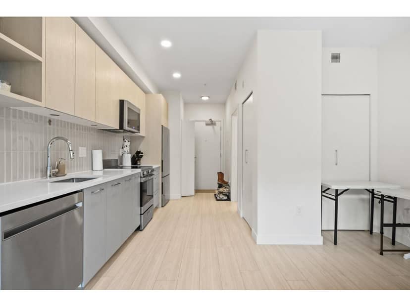211 10777 138 STREET, Surrey, photo 6