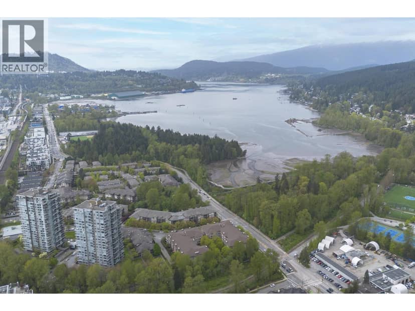 2009 305 MORRISSEY ROAD, Port Moody, photo 2
