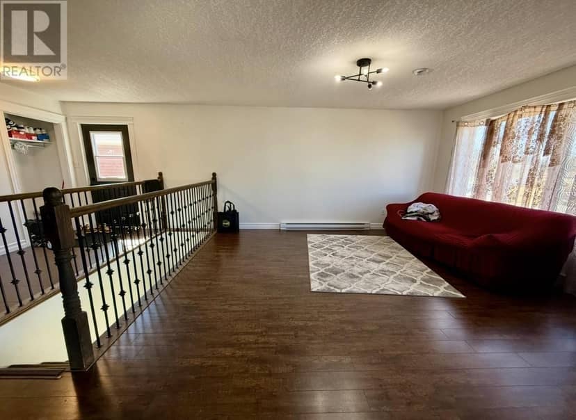 8 Ford Crescent, Stephenville, photo 7