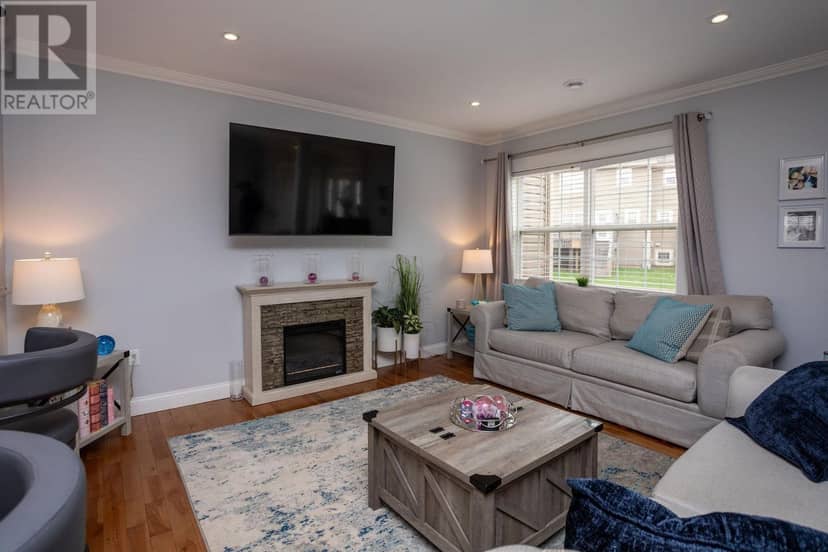 17 Cameron Heights, Stratford, photo 3