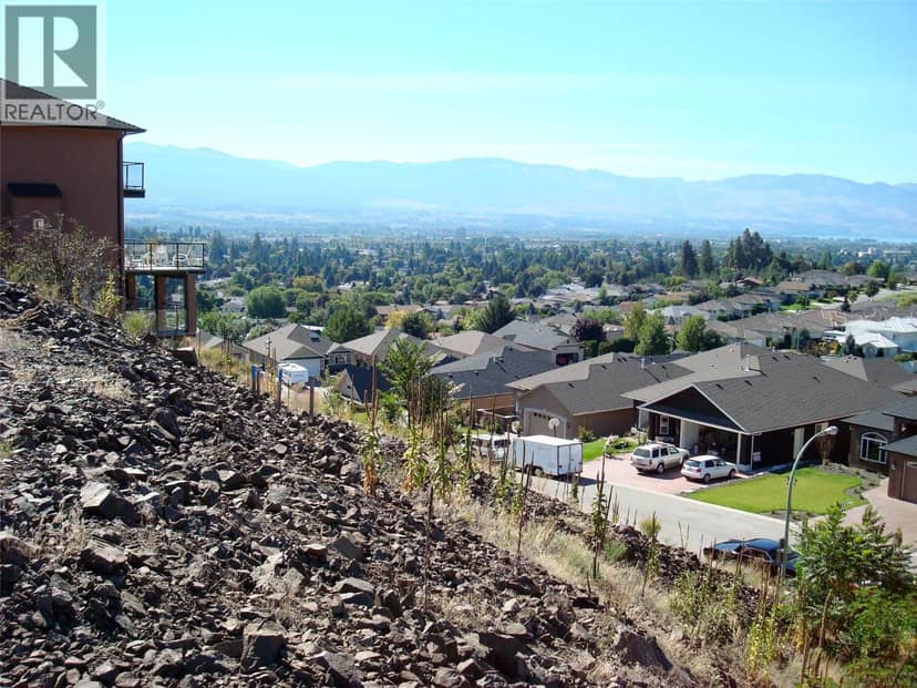 1703 Lindsay Drive, Kelowna, photo 3