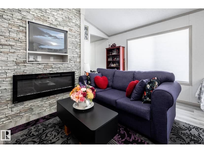 #79 305 Calahoo RD, Spruce Grove, photo 4