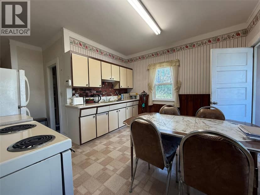 1040a 49 Highway, Dawson Creek, photo 7