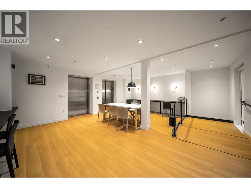 307 9888 UNIVERSITY CRESCENT, Burnaby, photo 6