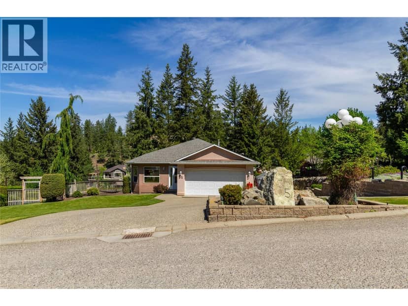 35 Peregrine Way, Vernon