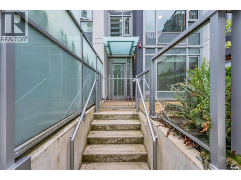 TH1 6398 SILVER AVENUE, Burnaby, photo 2