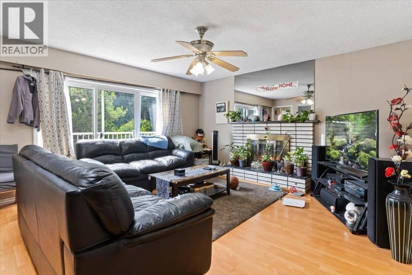 6630-6632 CANADA WAY, Burnaby, photo 4