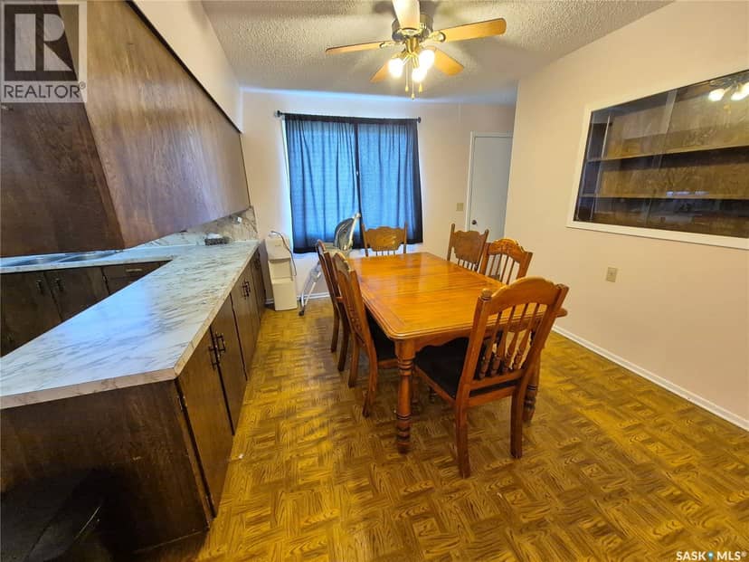 10 Yandeau CRESCENT, Radville, photo 2