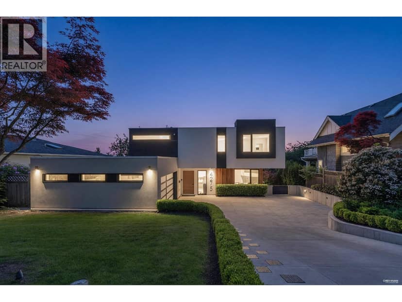 4275 CHELSEA CRESCENT, North Vancouver