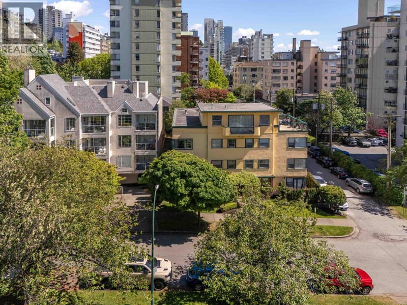 1334 CARDERO STREET, Vancouver, photo 2