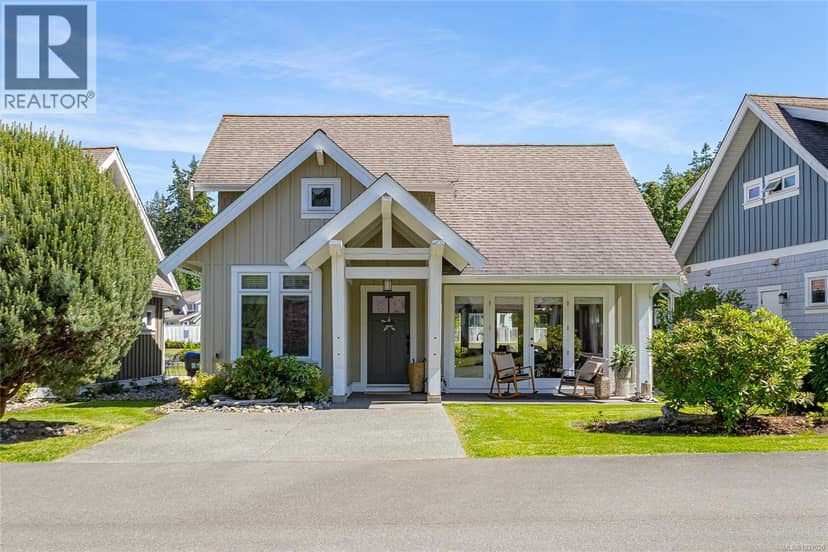 15 5251 Island Hwy W, Qualicum Beach