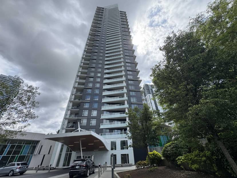 2604 9887 WHALLEY BOULEVARD, Surrey, photo 2
