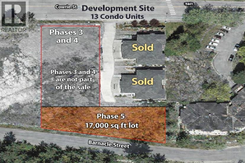 5883 COWRIE STREET, Sechelt
