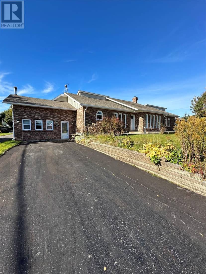 204 Main Street, Norris Point, photo 2