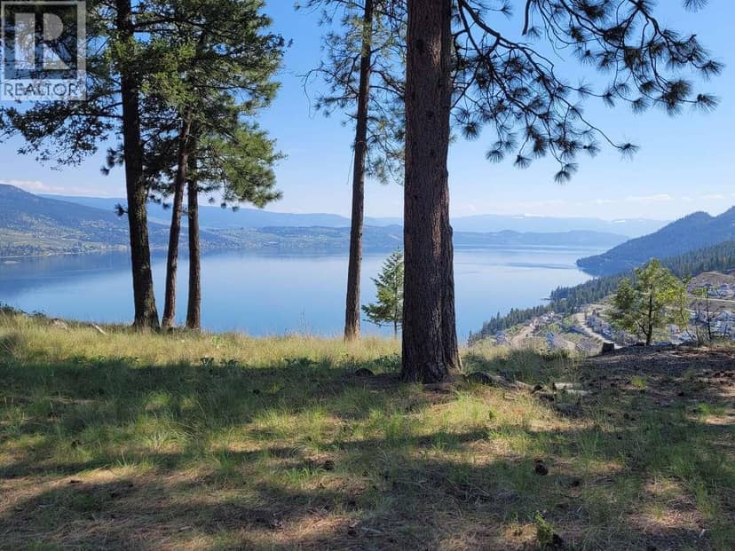 7185 Dunwaters Road, Kelowna, photo 3