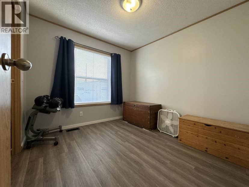 10495 102 STREET, Taylor, photo 7