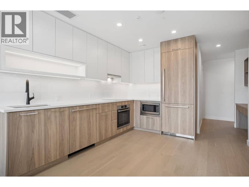 202 8398 OAK STREET, Vancouver, photo 2