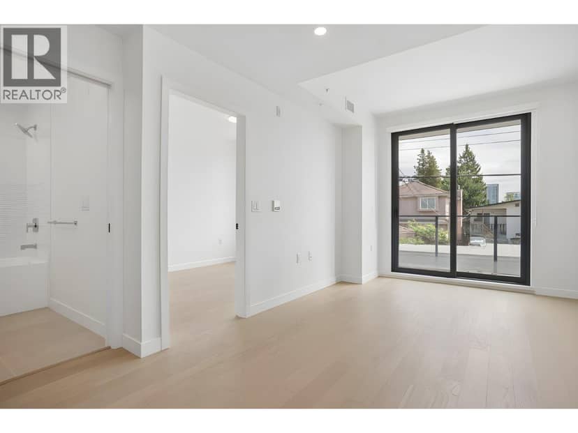 202 8398 OAK STREET, Vancouver, photo 7
