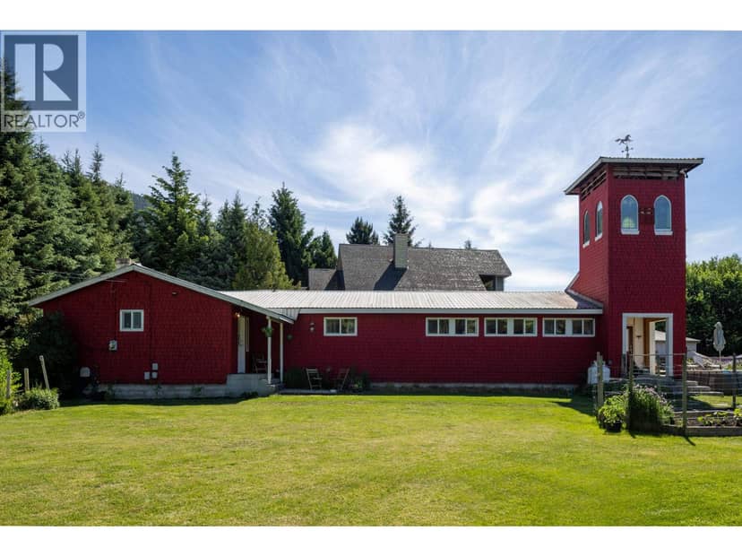 7596 TAYLOR ROAD, Pemberton