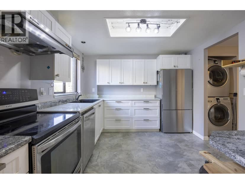 502 6282 KATHLEEN AVENUE, Burnaby, photo 2