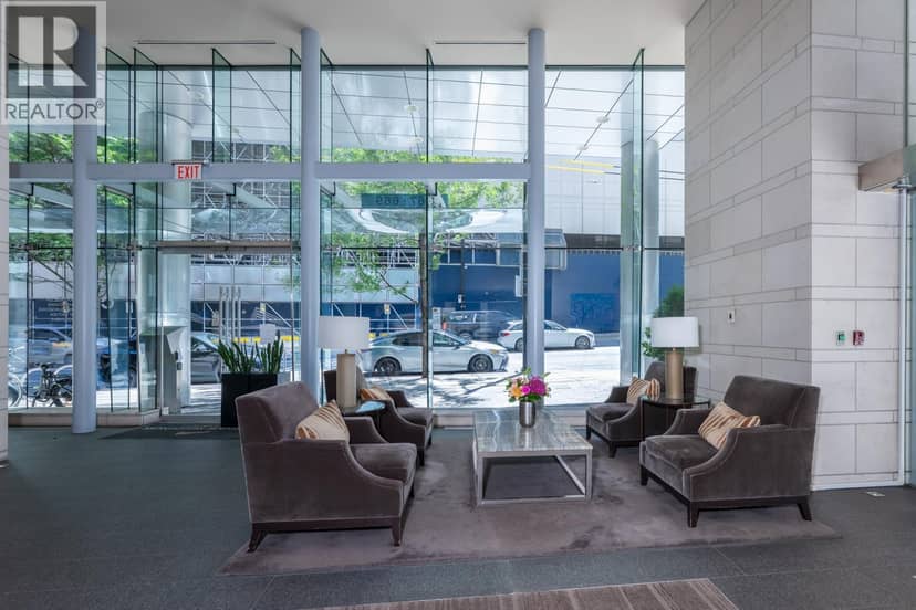 3904 667 HOWE STREET, Vancouver, photo 3