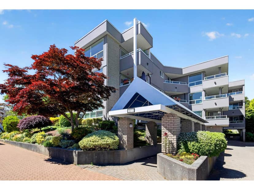 202 15717 MARINE DRIVE, White Rock, photo 2