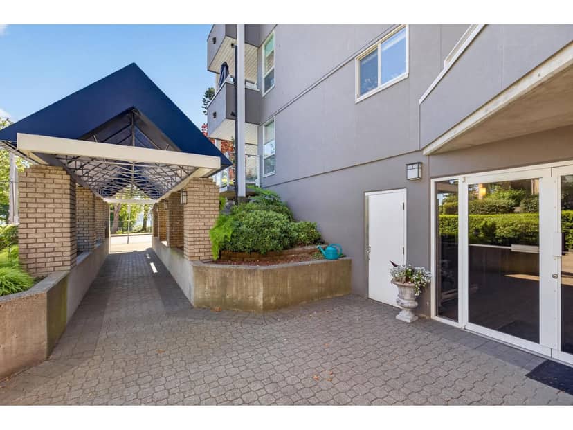 202 15717 MARINE DRIVE, White Rock, photo 3