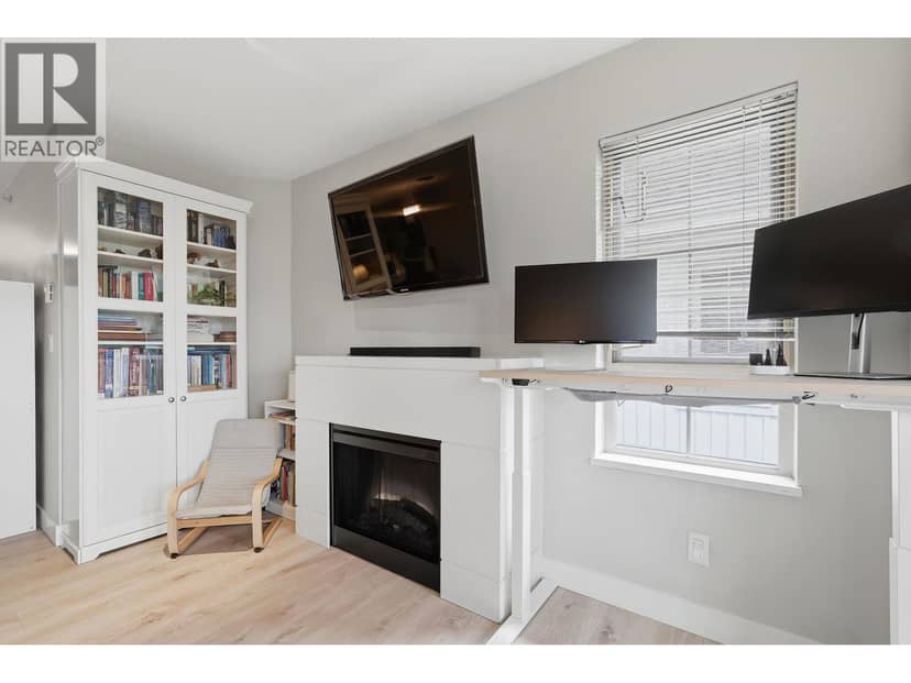 403 2088 Beta Avenue, Burnaby, photo 4