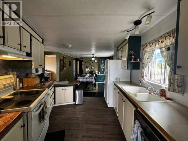 10608 101 STREET, Taylor, photo 2