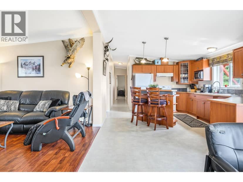 18125 Hereford Road, Lake Country, photo 8