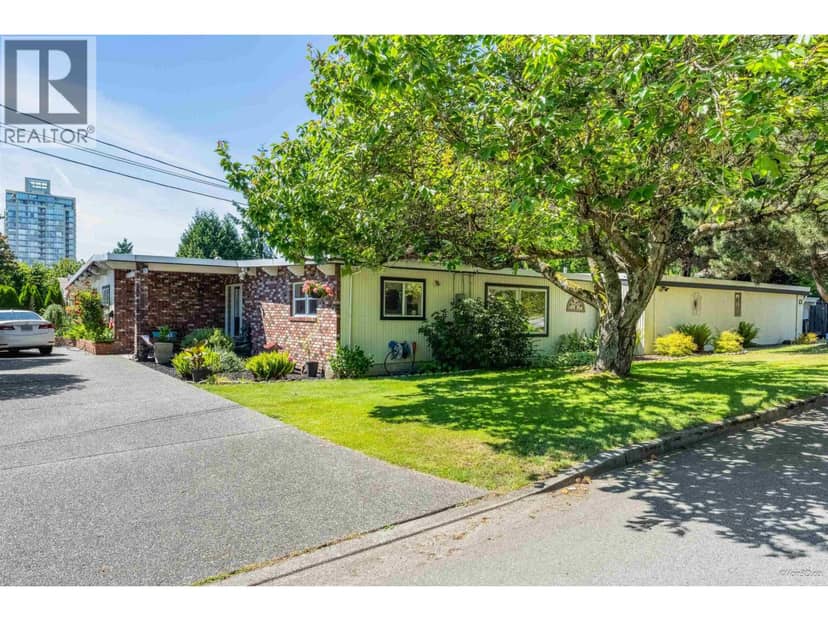 529 APPIAN WAY, Coquitlam
