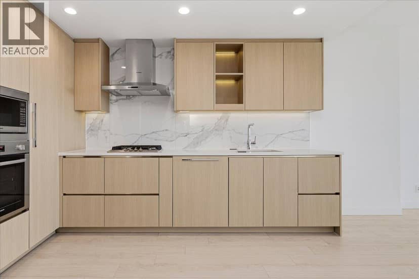3201 4880 LOUGHEED HIGHWAY, Burnaby, photo 2