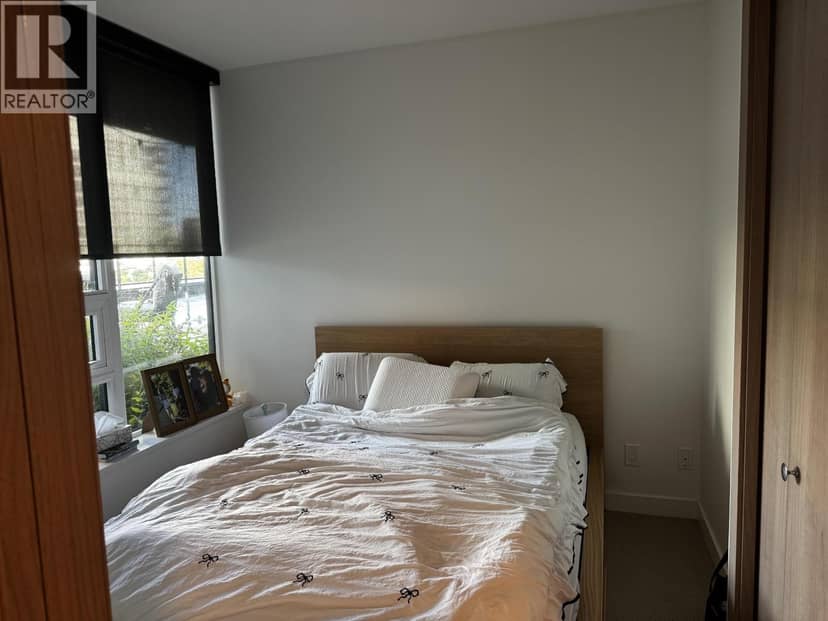 306 68 Smithe Street, Vancouver, photo 3