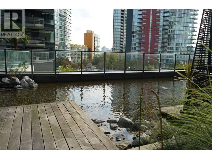 306 68 Smithe Street, Vancouver, photo 4
