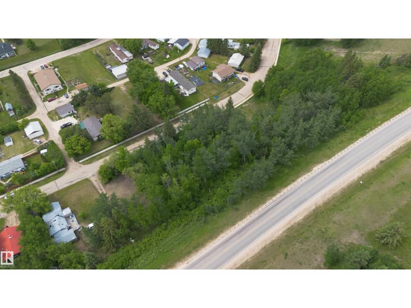 31 Crescent DR, Fort Assiniboine, photo 4