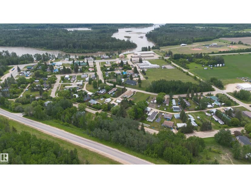 31 Crescent DR, Fort Assiniboine, photo 5