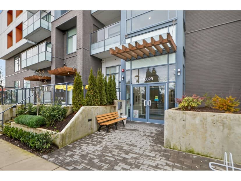 E512 10829 140 STREET, Surrey, photo 2