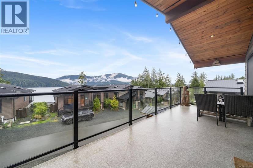 221 6596 Baird Rd, Port Renfrew