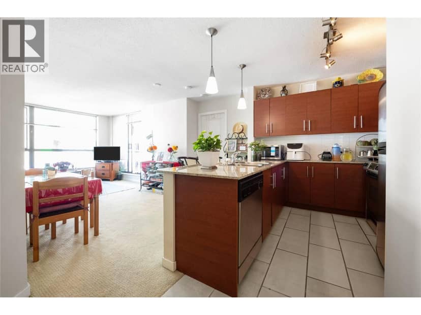 806 814 ROYAL AVENUE, New Westminster, photo 5