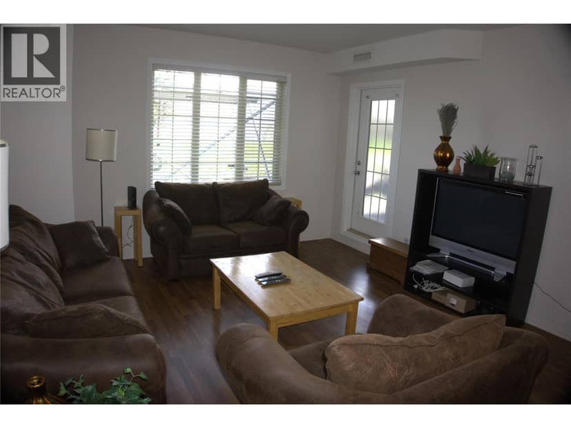 1875 Country Club Drive Unit# 1318, Kelowna, photo 6