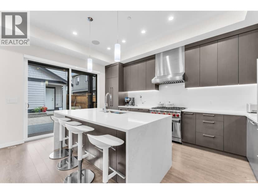 4717 Hemlock Way, Tsawwassen, photo 2