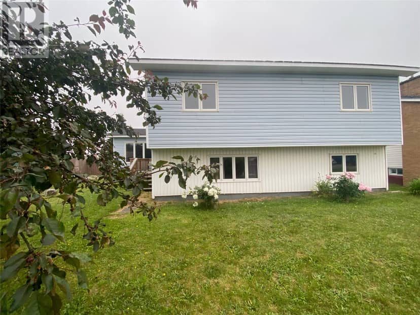 10 O'Briens Drive, Stephenville, photo 3