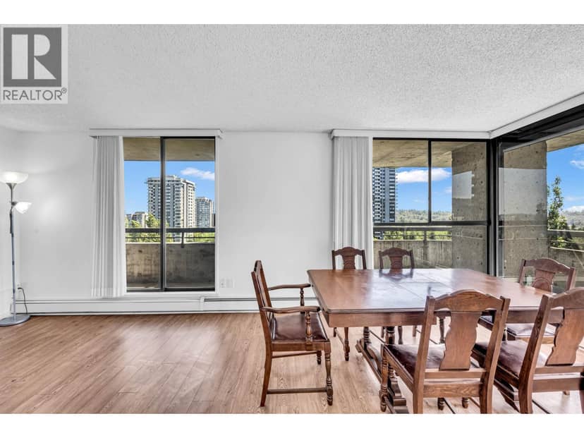 1104 3737 BARTLETT COURT, Burnaby, photo 6