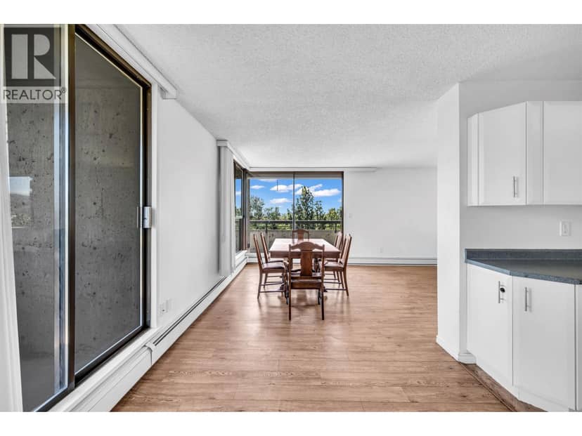 1104 3737 BARTLETT COURT, Burnaby, photo 3